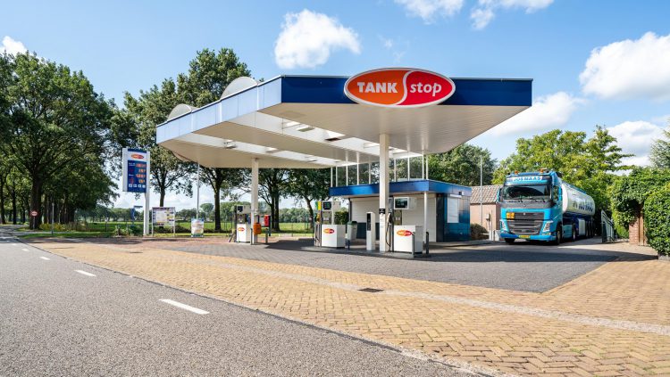 Tankstop Boerdonk met vrachtwagen